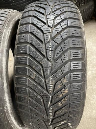 215/55 R17 Yokohama BluEarth Winter V905 зимние нешипованные