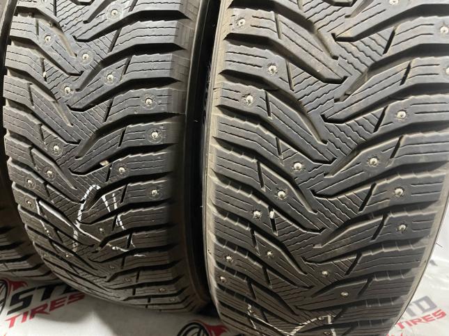 225/65 R17 Kumho WinterCraft SUV Ice WS31 зимние шипованные