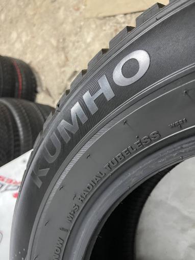 225/65 R17 Kumho WinterCraft SUV Ice WS31 зимние шипованные