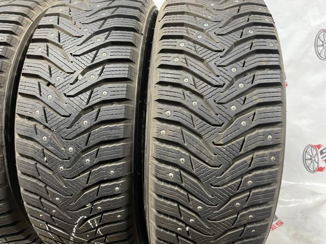 225/65 R17 Kumho WinterCraft SUV Ice WS31 зимние шипованные