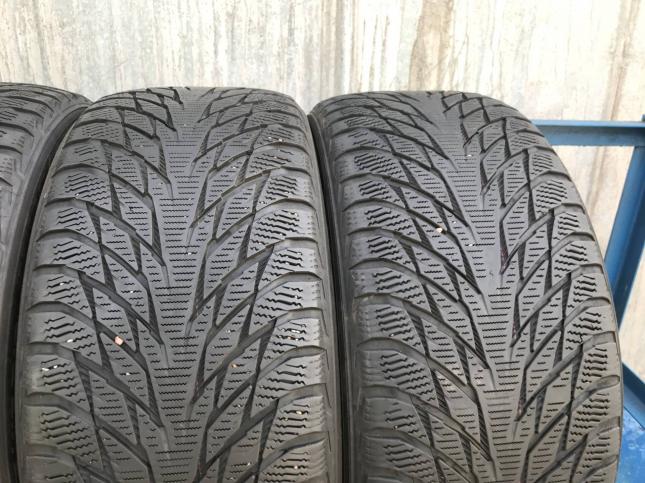 255/45 R18 Nokian Tyres Hakkapeliitta R2 зимние нешипованные