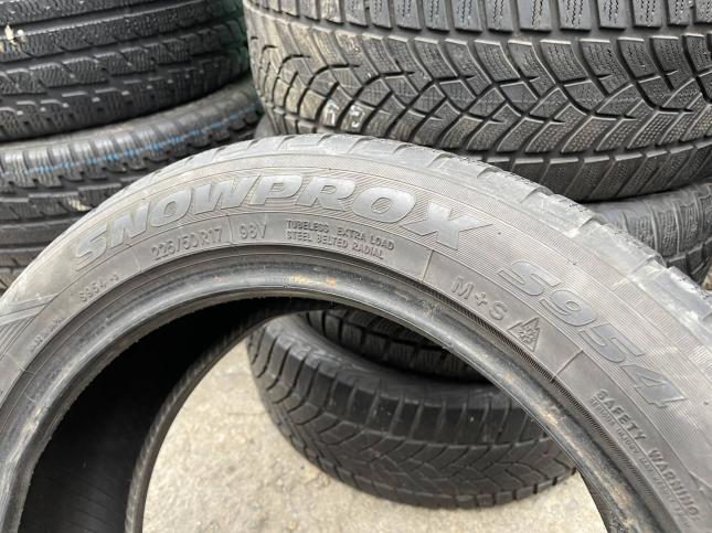 225/50 R17 Toyo Snowprox S954 зимние нешипованные