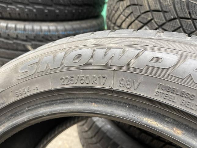 225/50 R17 Toyo Snowprox S954 зимние нешипованные