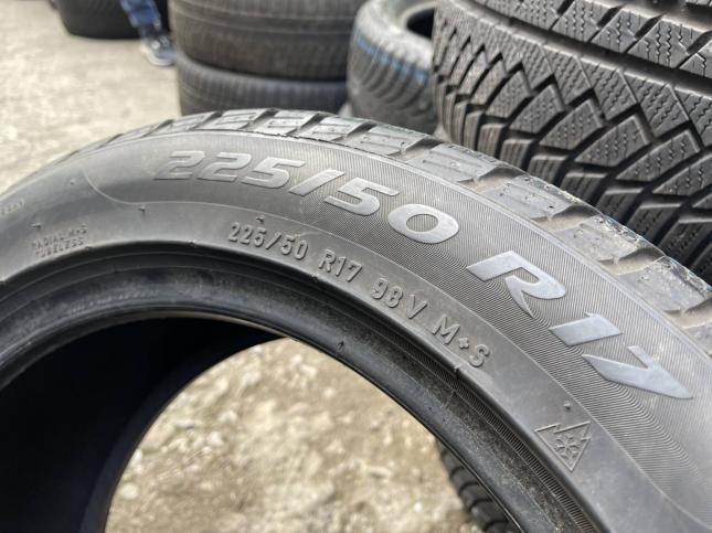 225/50 R17 Pirelli Winter Sottozero 3 зимние нешипованные