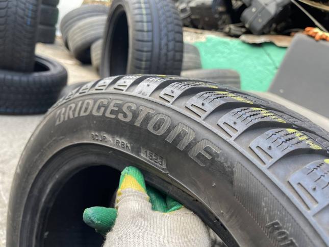 225/50 R17 Bridgestone Blizzak LM-32C зимние нешипованные