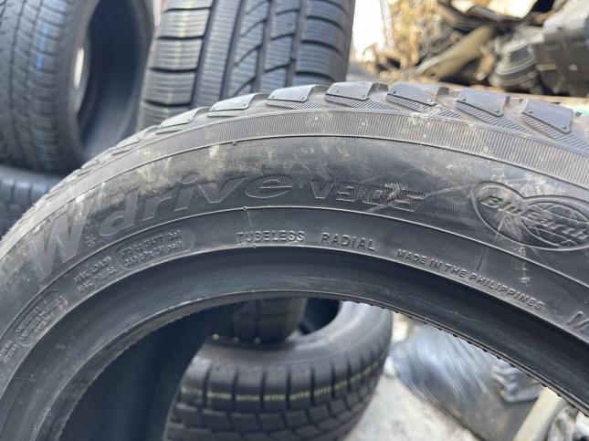 225/50 R17 Yokohama W.Drive V905 зимние нешипованные