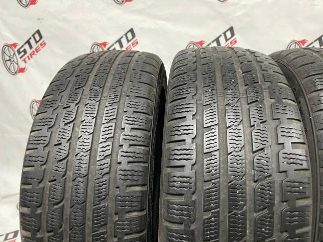 205/55 R17 Kumho I'Zen KW27 зимние нешипованные