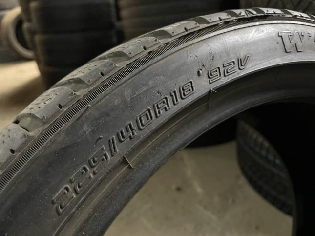 225/40 R18 Sumitomo HTR 200 зимние нешипованные