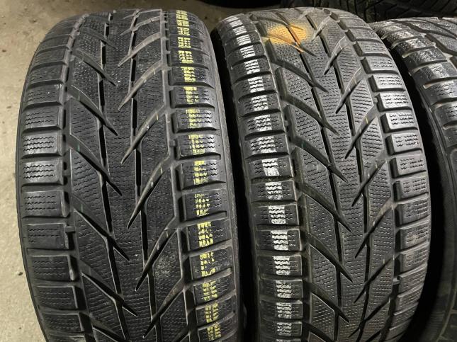 225/40 R18 Toyo Snowprox S953 зимние нешипованные