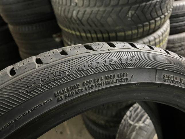 225/40 R18 Toyo Snowprox S953 зимние нешипованные