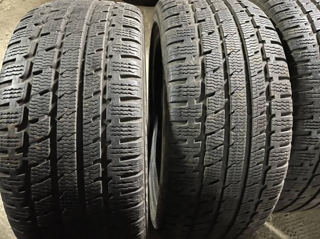 225/40 R18 Kumho I'Zen KW27 зимние нешипованные