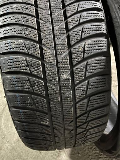 225/40 R18 Bridgestone Blizzak LM-001 зимние нешипованные