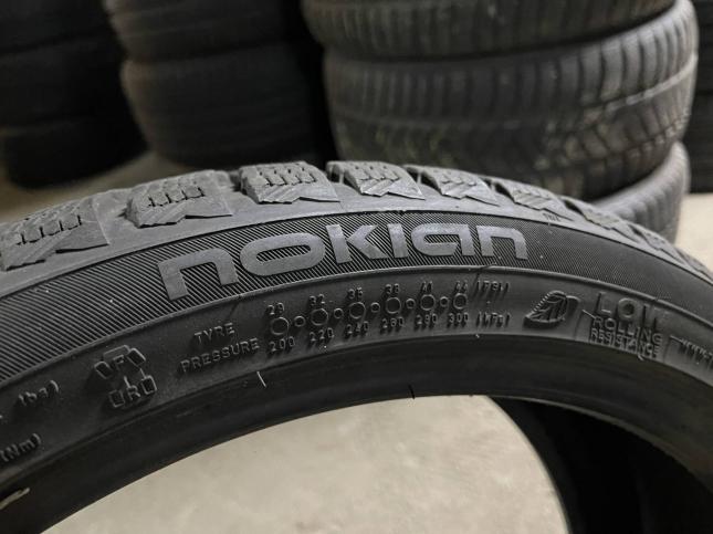 225/40 R18 Nokian Tyres WR D4 зимние нешипованные