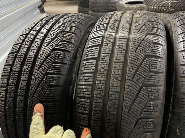 225/45 R18 Pirelli Winter Sottozero 240 Serie II зимние нешипованные