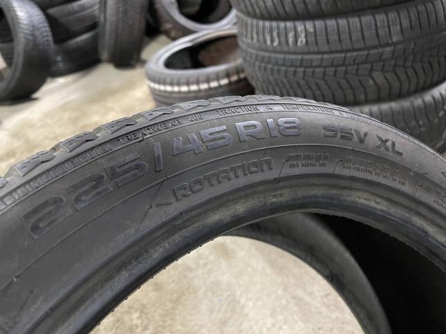 225/45 R18 Nokian Tyres WR D4 зимние нешипованные