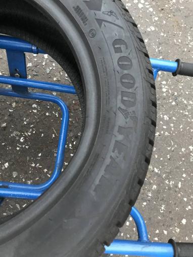 275/40 R22 Goodyear UltraGrip Performance+ зимние нешипованные