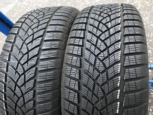 275/40 R22 Goodyear UltraGrip Performance+ зимние нешипованные