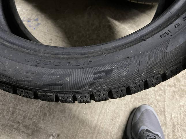 295/40 R20 Pirelli Ice Zero зимние шипованные