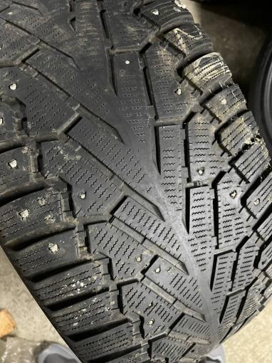 295/40 R20 Pirelli Ice Zero зимние шипованные