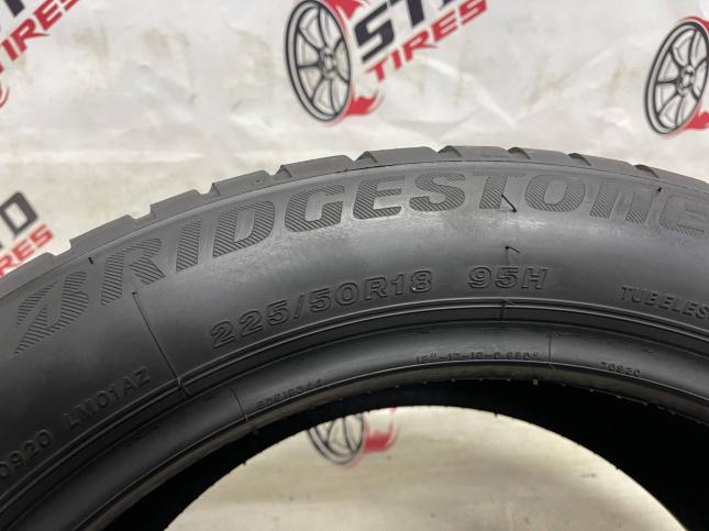 225/50 R18 Bridgestone Blizzak LM-001 зимние нешипованные