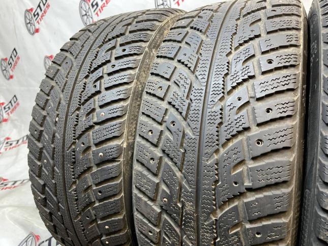 225/55 R18 Kumho I'Zen RV KC15 зимние шипованные