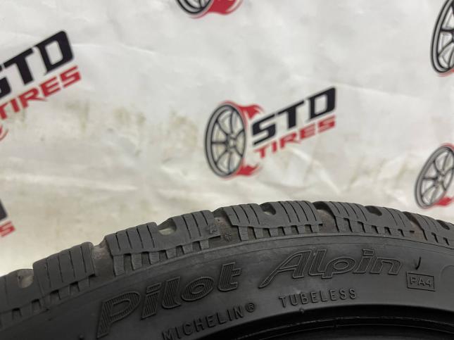 245/35 R19 Michelin Pilot Alpin PA4 зимние нешипованные