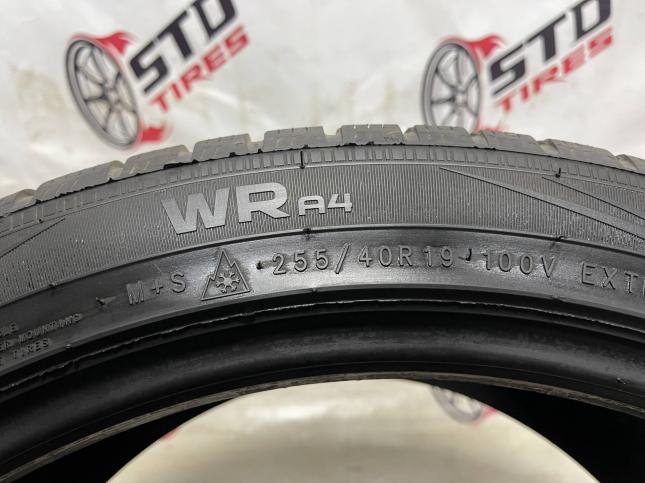 255/40 R19 Nokian Tyres WR A4 зимние нешипованные