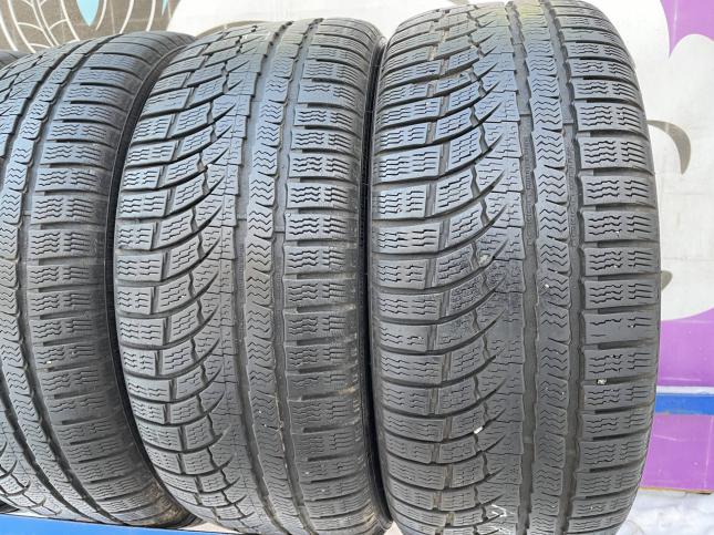 235/55 R17 Nokian Tyres WR A4 зимние нешипованные