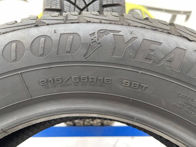 215/65 R16 Goodyear UltraGrip Performance+ зимние нешипованные