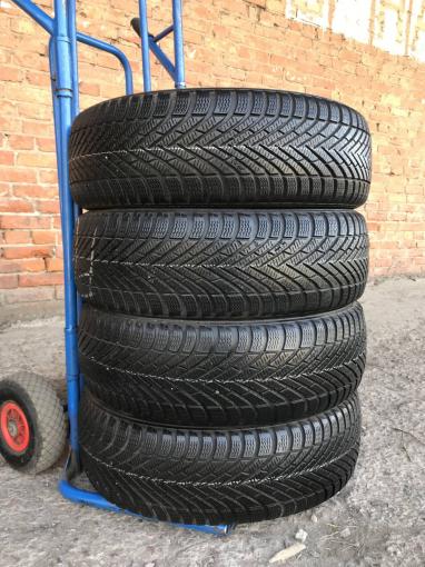 215/60 R17 Pirelli Cinturato Winter зимние нешипованные