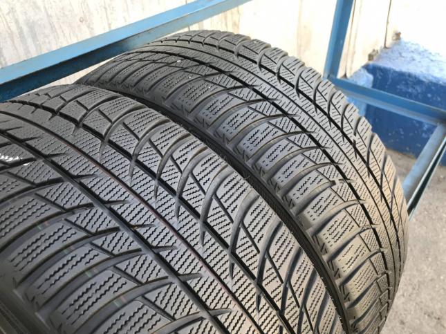 225/40 R18 Bridgestone Blizzak LM-001 зимние нешипованные