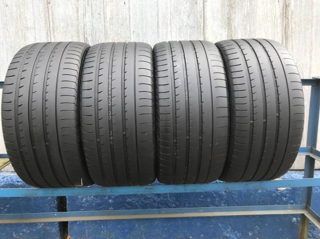 285/40 R22 Yokohama Advan Sport V105 летние
