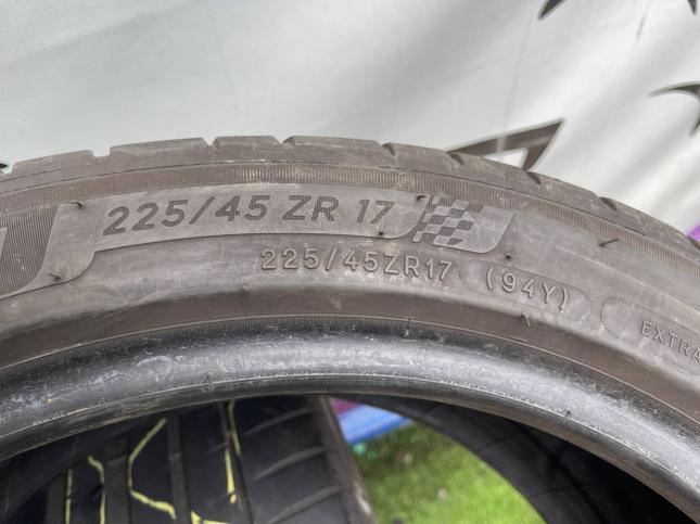 225/45 R17 Michelin Pilot Sport 4 летние