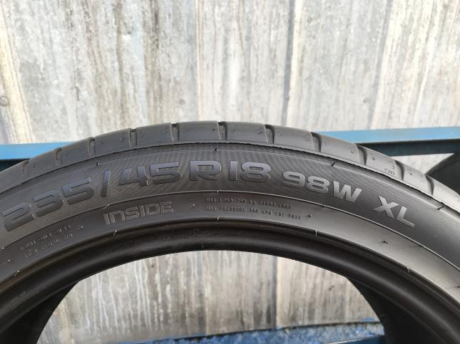 235/45 R18 Nokian Z line 98W