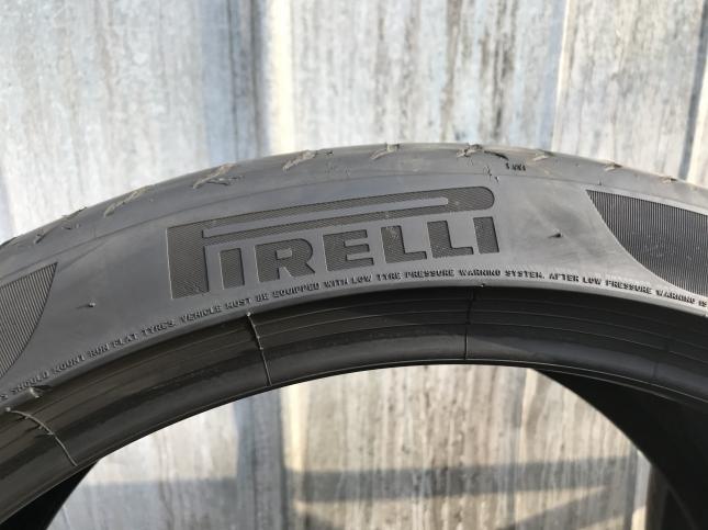 285/35 R21 Pirelli p zero Runflat 105Y
