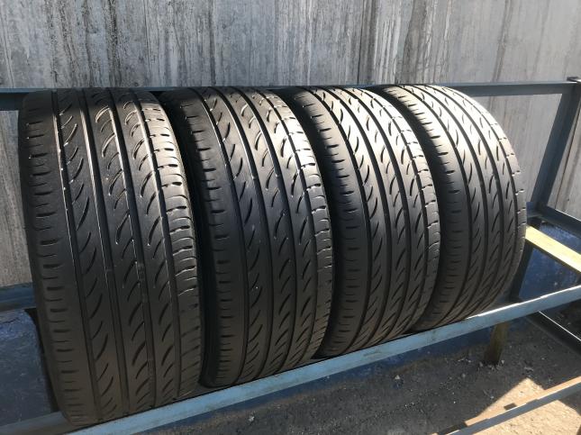 235/35 R19 Pirelli p zero Nero 91Y