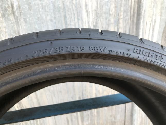 225/35 R19 Nitto NTSS 88W