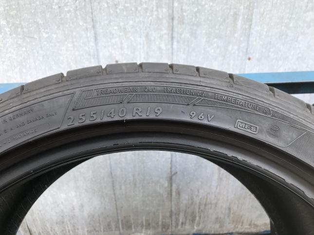 255/40 R19 Dunlop Sport maxx GT 96Y 255 40 19 