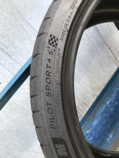 Шины 2шт 285/30 R20 Michelin Pilot Sport 4S