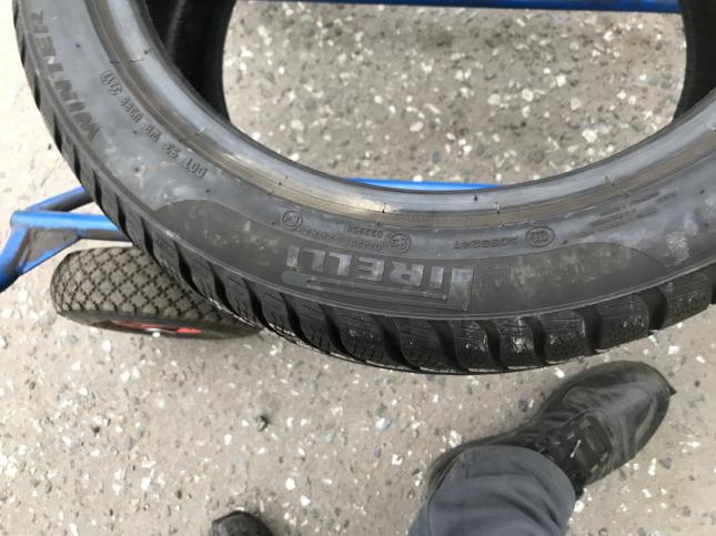 235 45 18 Pirelli Scorpion Winter одно