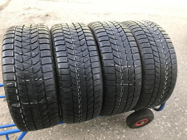 235 50 19 Bridgestone Blizzak LM25