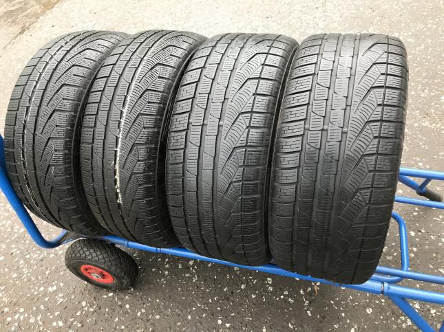 275 40 18 и 245 45 18 Pirelli Winter Sottozero 2 Runflat