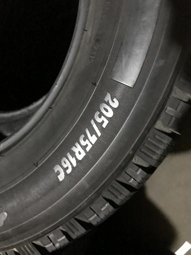 205 75 16C Michelin Aglis Alpin