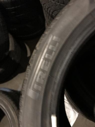 275 35 19 Pirelli зимняя шина бу 275 35 R19