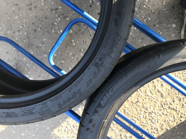 Спарка 225/40/19 и 255/35/19 Michelin Super Sport
