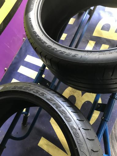 Шины бу 245/35 R20 и 305/30/20 20 Pirelli PZero