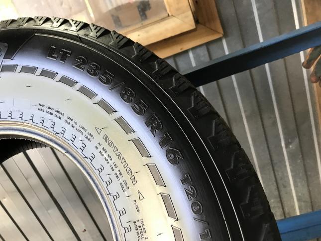 Шины 16 LT 235/85 R16 16 Nokian hakka LT