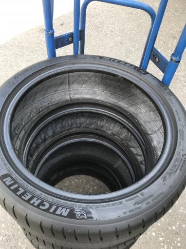 Шины бу 225/45 R18 и 245 40 18 Michelin PS4