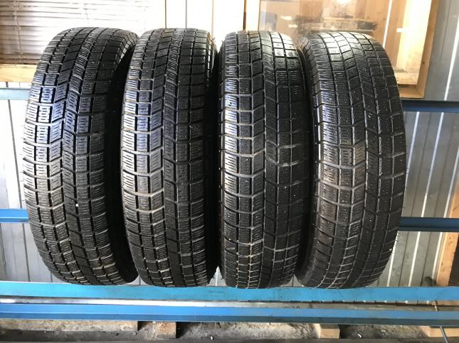 205 80 16 Michelin 4#4 Alpin 205/80/16 R16C