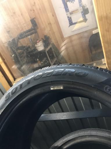 245 40 18 Pirelli бу зимние шины 245/40/18 R18